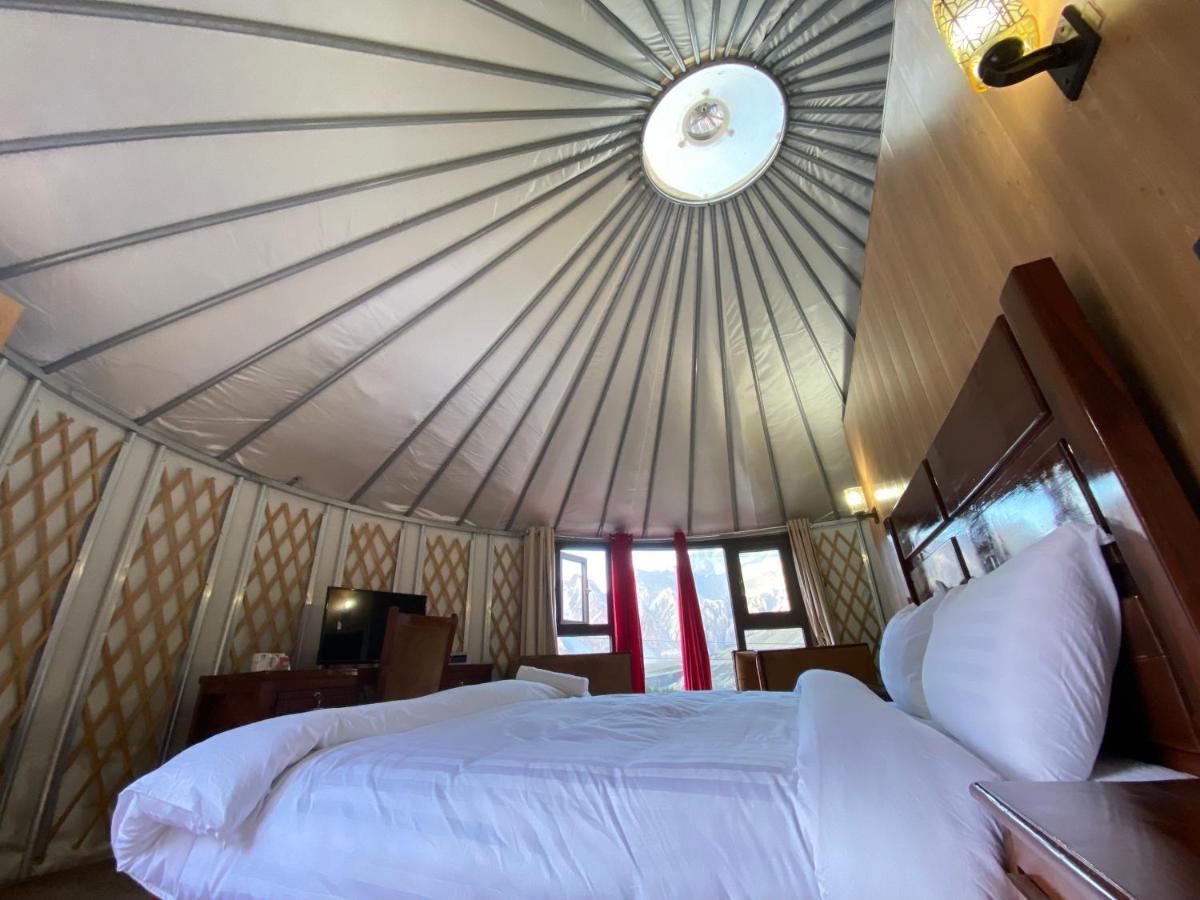 Apex Hotels And Resorts Hussaini Karimabad  Esterno foto