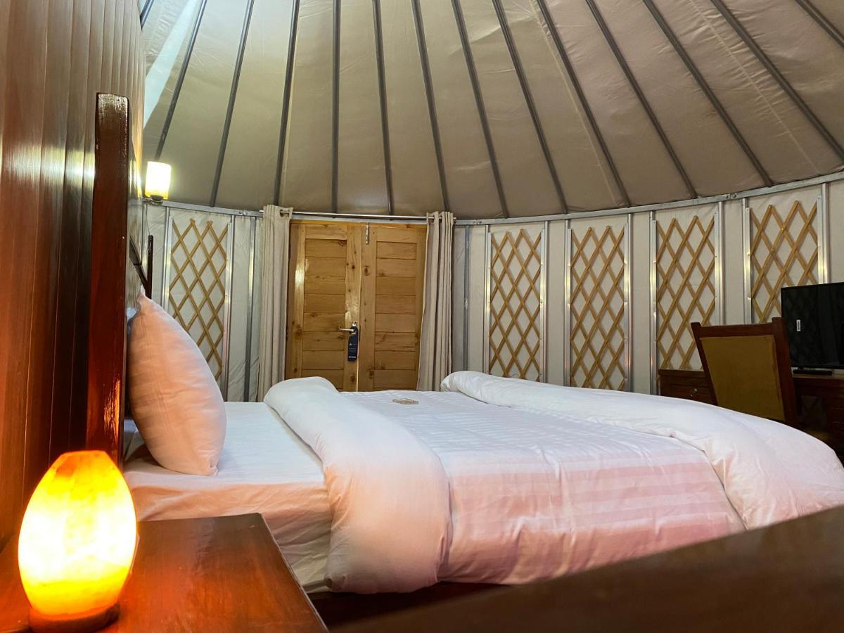 Apex Hotels And Resorts Hussaini Karimabad  Esterno foto